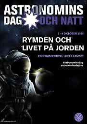 En astronaut tittar på jorden